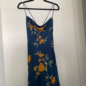 ASTR GAIA FLORAL MIDI DRESS